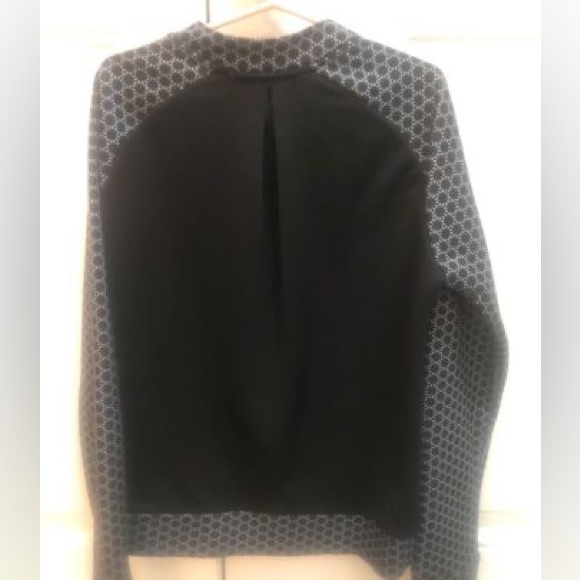 Girls Jacket Size Medium (7-8) - Picture 2 of 3